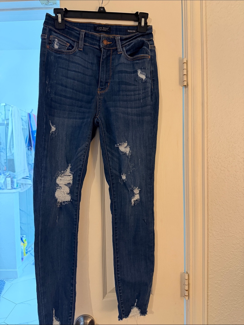 Judy Blue Dark Blue Distressed Skinny Jeans NWOT Size 5/27